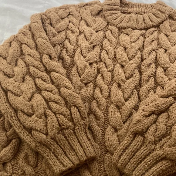 FLASH SALE!🎀DÔEN OLYMPUS🎀Sweater! VGUC! Size Medium! - Picture 5 of 16